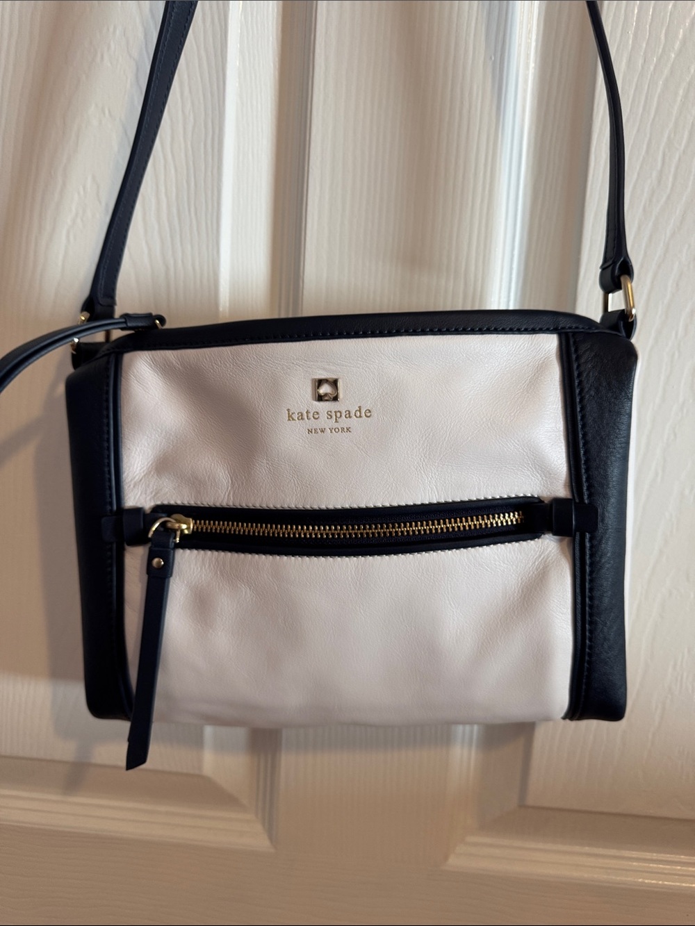 kate spade Black and White Leather Colorblock Crossbody Bag
